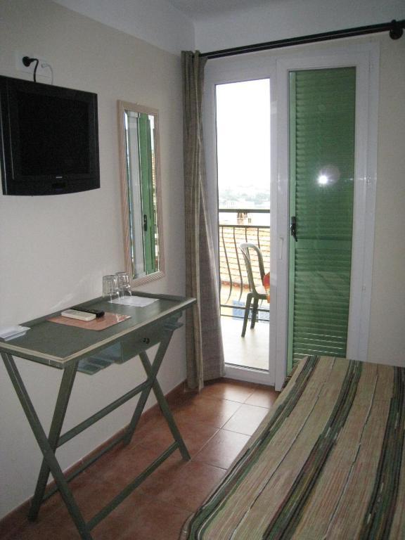 Riviera Villefranche Hotel Room photo